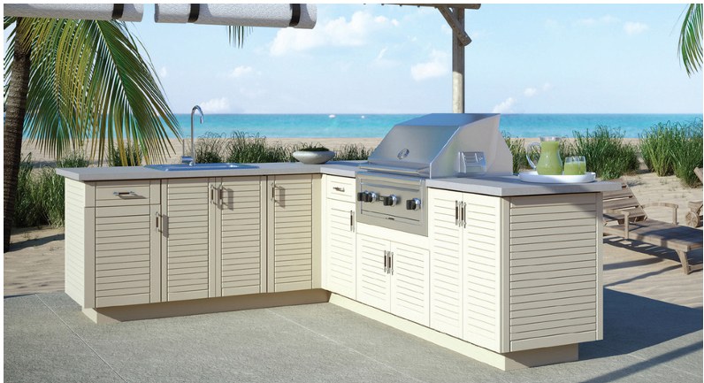 The Entertainer outdoor kitchen